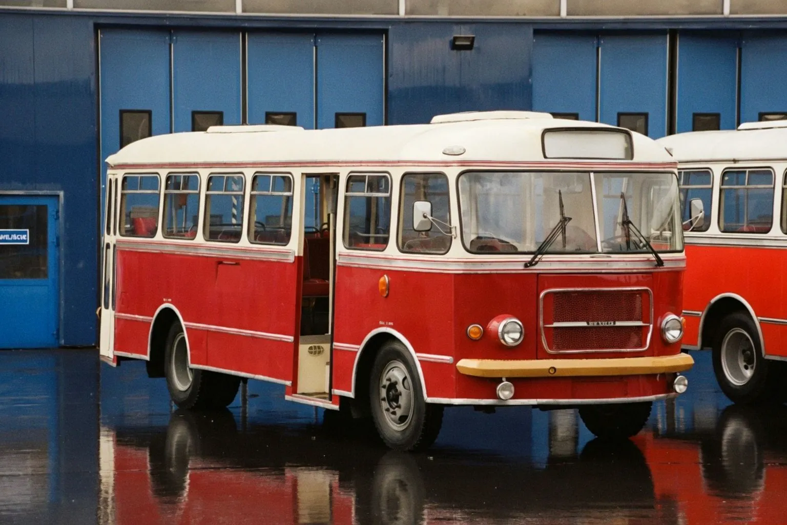 Krakau erleben: Historische Straßenbahnen und Busse zum Ferienende